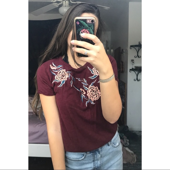 Lucky Brand Tops - Lucky brand floral embroidered t-shirt